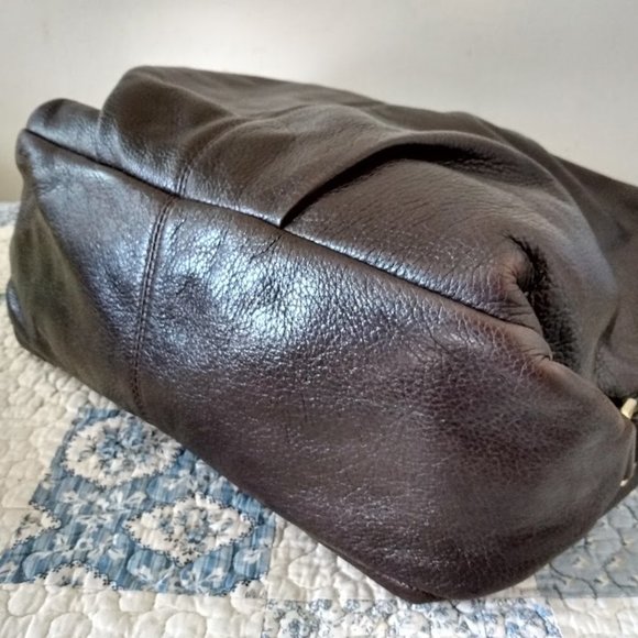 Coach Brooke Shoulder Bag - Picture 11 of 16